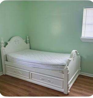 Rivertown Bungalow - 5