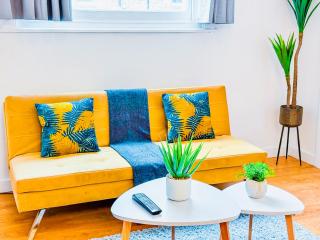 Elegant 1 bed flat, Sleeps 4, Free parking, Pet friendly, Pudsey, Leeds - 7