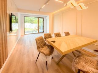 GreenLake Boutique Apartments - 6
