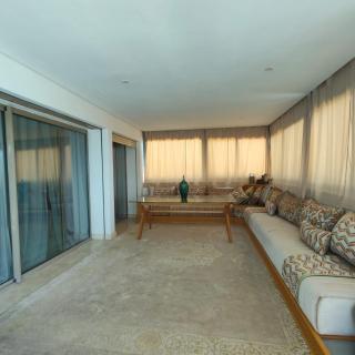 Prestigia - 4