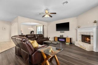 Exquisite 4 Bedroom 3000+ Sq Ft Home w Movie Theatre Arcade Billiards Sleeps 14PPL - Professionally Managed By Stay Albatross - 6