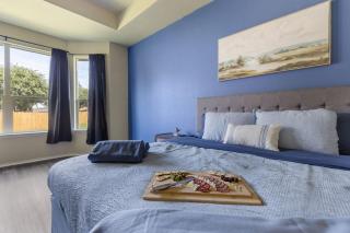 NEW 12 Bd Temple House, up to 14 PPL, Perfect for Families, Contractors, Large Groups, In Home Theatre, Arcade, Billiards - Professionally Managed By Stay Albatross Furnished Rentals - 6