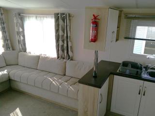 Kingfisher Ingoldmells Europa 6 Berth Central Heated Close to site shop - 6
