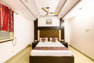 Hotel Vishesh Continental Karol Bagh - 4