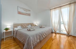 Awesome Home In Podgradina - 5