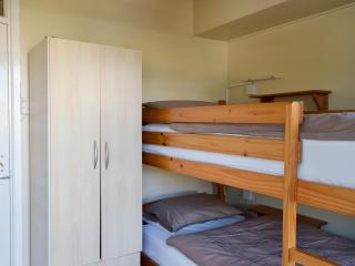 Flat F1 - 2
