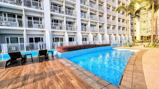 Breeze Residences Condos - 3