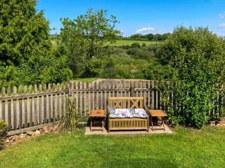 Birdsong Cottage - 1