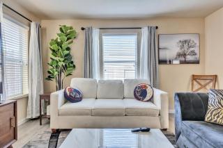 Cozy Home, 7 miles to IAH airport - 4