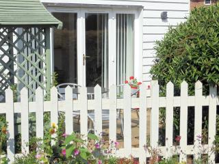 Baytree Cottage 2 - Birch - 1