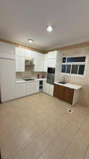 شقة مودرن مكونة من ثلاث غرف نوم 90 - Riyad - 4