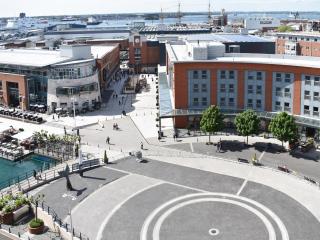The Two Bedroom Balcony View - 5
