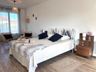 Somptueux T3, en face L'ARÉNA & le STADE de rugby idéal pour visiter Narbonne - 2