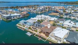 Panda Living waterfront paradise - 6