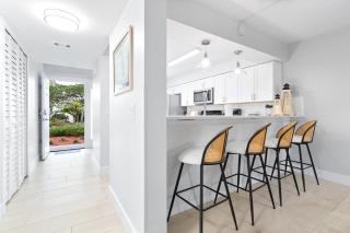 Sandcastles - Cocoa Beach Oceanfront Condos with Heated Pool Tennis Pet-Friendly - 6