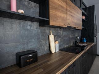 Mountain Stay with Hot Tub - 7