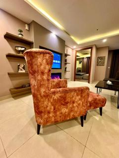 One bedroom Penthouse By sukun, Gold crest Mall - 4