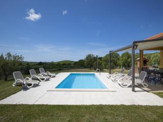 Elegant Villa with Private Pool - 8