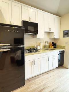 Chic Studio Haven by Century City - FH2 - BV - 9