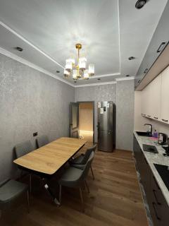 Meridian Apartments - 8
