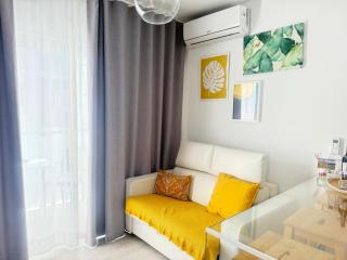 Bristol Sunset Beach PRIVATE apartment - 7