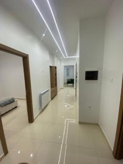 Apparemment t4 tout neuf à mostaganem - 6