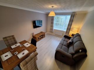 Modern Two Bed City Apartment! - 8
