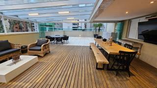 Deck com churrasqueira privativa - Piscina - Praia das Pitangueiras - 3