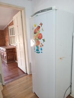CHALÉ SIMPLES EM CANELA WI-FI SPLIT COZINHA COMPLETA SALA QUARTO BANHEIRO A 2 KM DO centro - 2