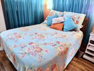 Charming 1BR Waterfront Retreat with Private Patio - 8