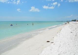 Beachfront condo in paradise Anna Maria Island - 3
