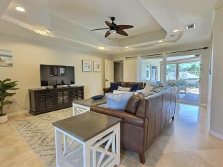 Waterside Villa - 9