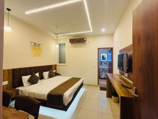 Hotel Ramayan Inn - 2
