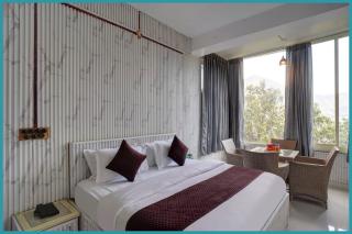 Hotel ! Ambience Peachwood !! Resort Nainital with -Restaurant -Parking -Mountain View -Hustlefree -noisefree -playingarea #wifi - Near Bohra kot Ram Garh Park- A Premium Hotel In Nainital - 5