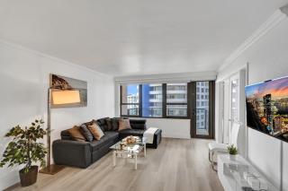 Gorgeous Ocean View 3BD Condo in Beachfront Resort 907 - 9