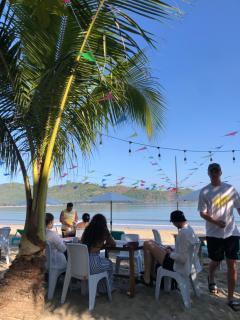 Zhaya's Beach & Cottages - 4