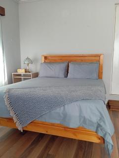 Yakhe spacious self catering accommodation - 1