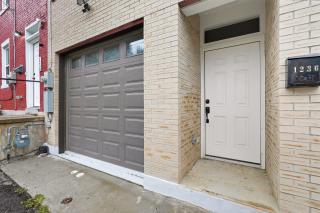 2 Bedroom 2 and a Half Bath Townhouse Stadium and Downtown Nearby - 9