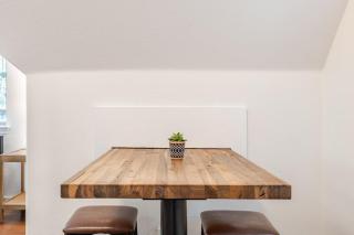 Light-Filled Loft near Lady Bird Lake - 3