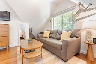 Light-Filled Loft near Lady Bird Lake - 6