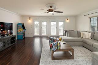 Tranquil Pacific Grove Hideaway - 1