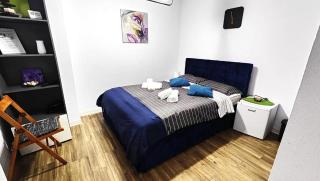Grand Center Apartments - 7