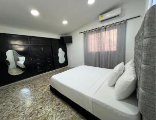 Family house colonial-style - 1