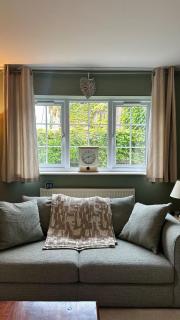 Entire Cotswolds barn retreat - 9