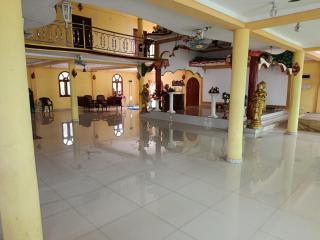 NMA Holiday Inn 6 - 7