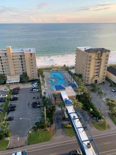 Autumn Retreat - Gulf Views - Steps to Surf - 9