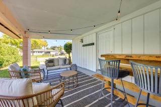 5 Blocks to Jax Beach Getaway with Patio and Yard! - 9