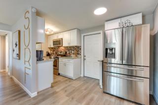 5 Blocks to Jax Beach Getaway with Patio and Yard! - 4