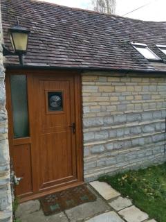 The Cow Shed - farm cottage close to Stratford - 9