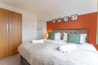 Spacious 3-Bed with parking NEAR NEC & BHX AIRPORT - 3